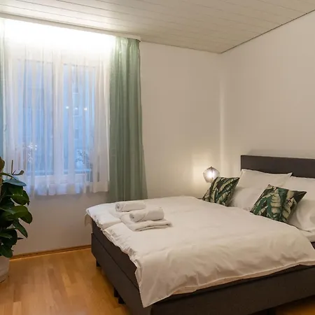 Neu - 4 Zimmer, 4 Betten, 5 Min Zum Hbf, Terrasse, 160Qm Augsburg Exterior photo